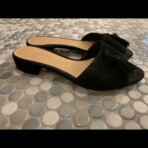 Banana Republic Tassel slides